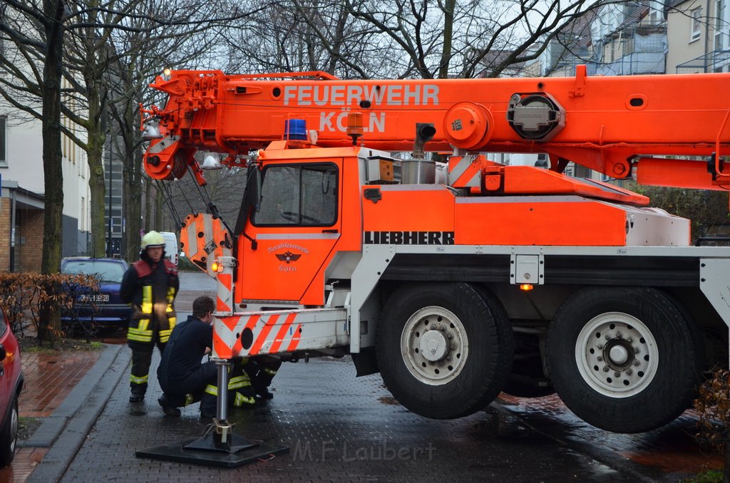 Feuer 2 Dachwohnung Koeln Severinswall Bayenstr P282.JPG